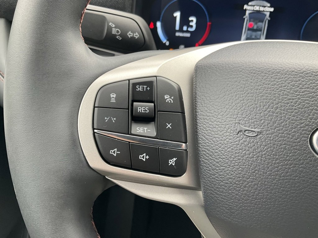 New 2026 Ford Explorer Active image 4