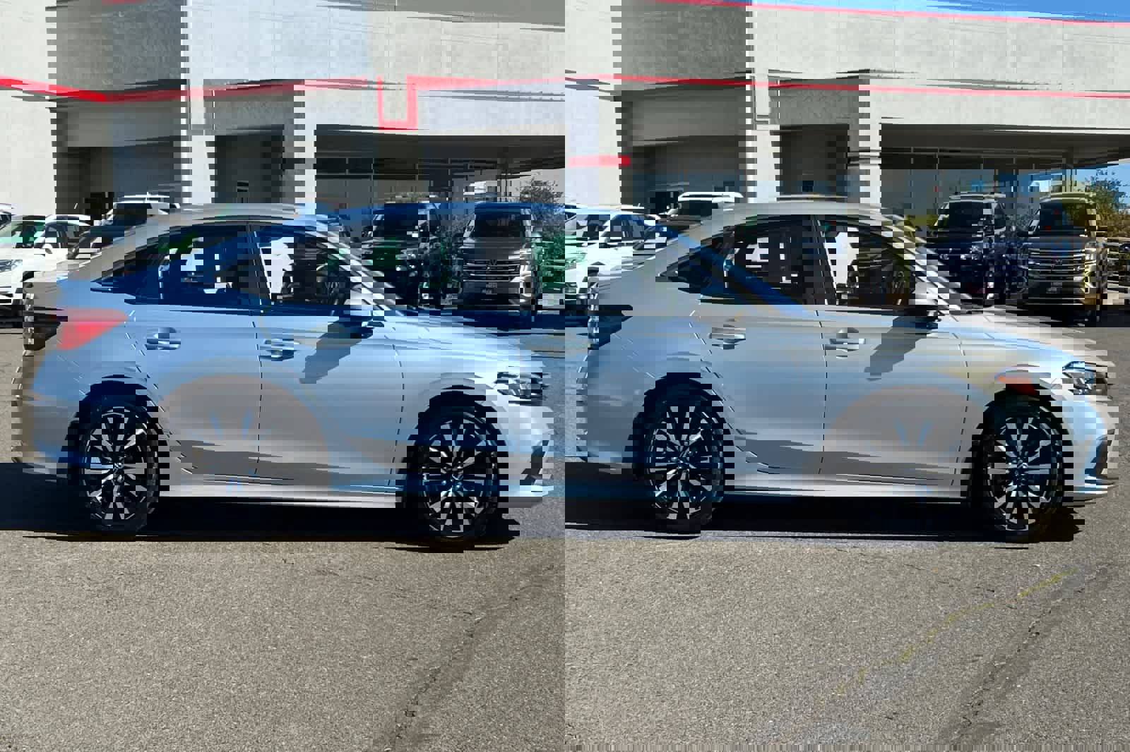 Used 2022 Honda Civic EX image 6