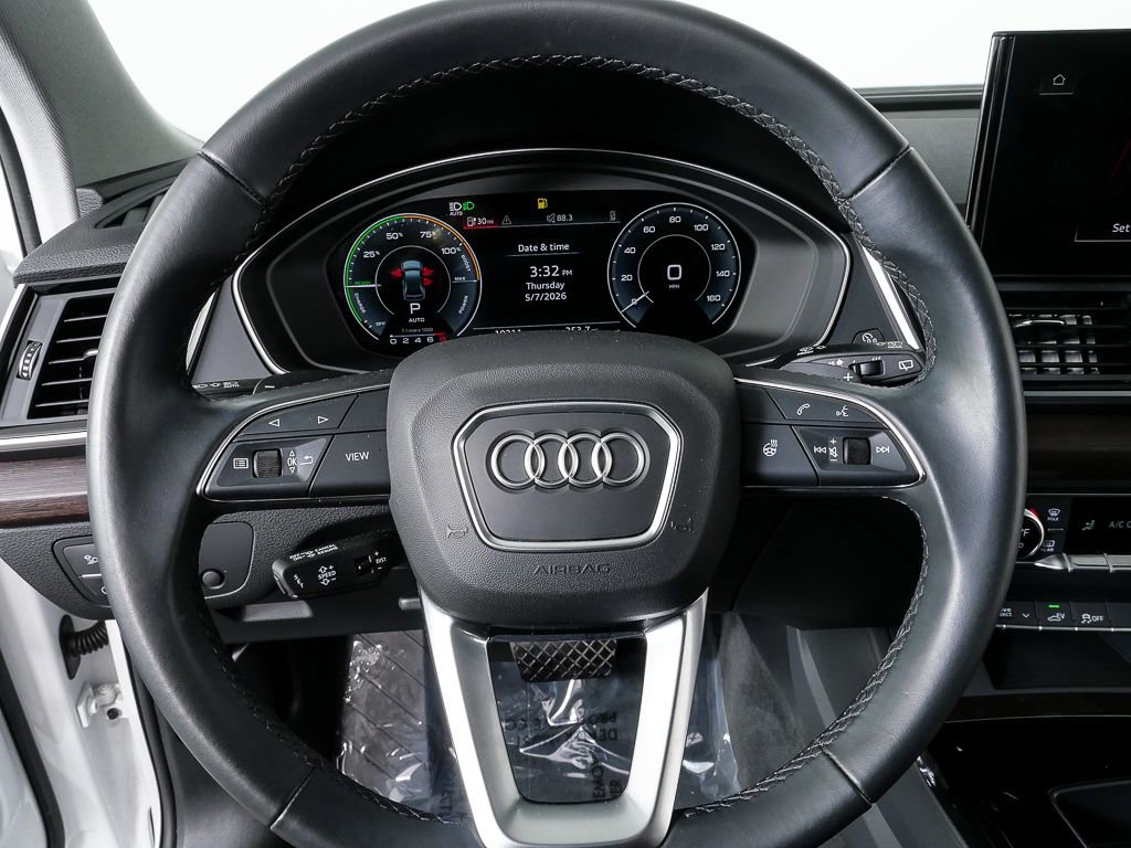 Used 2024 Audi Q5 e Premium w/ Convenience Package AWD/4WD image 8