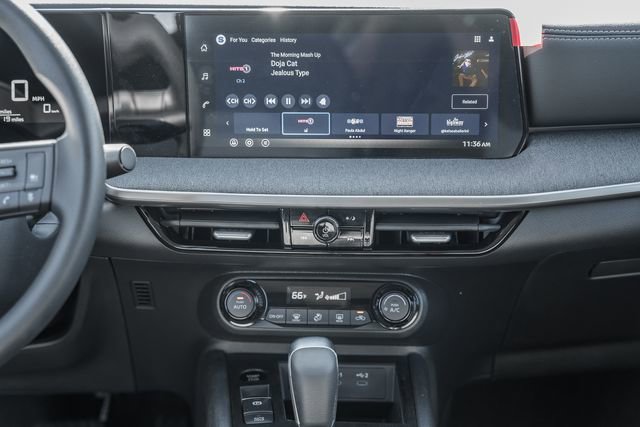 New 2026 Nissan Kicks SV image 19