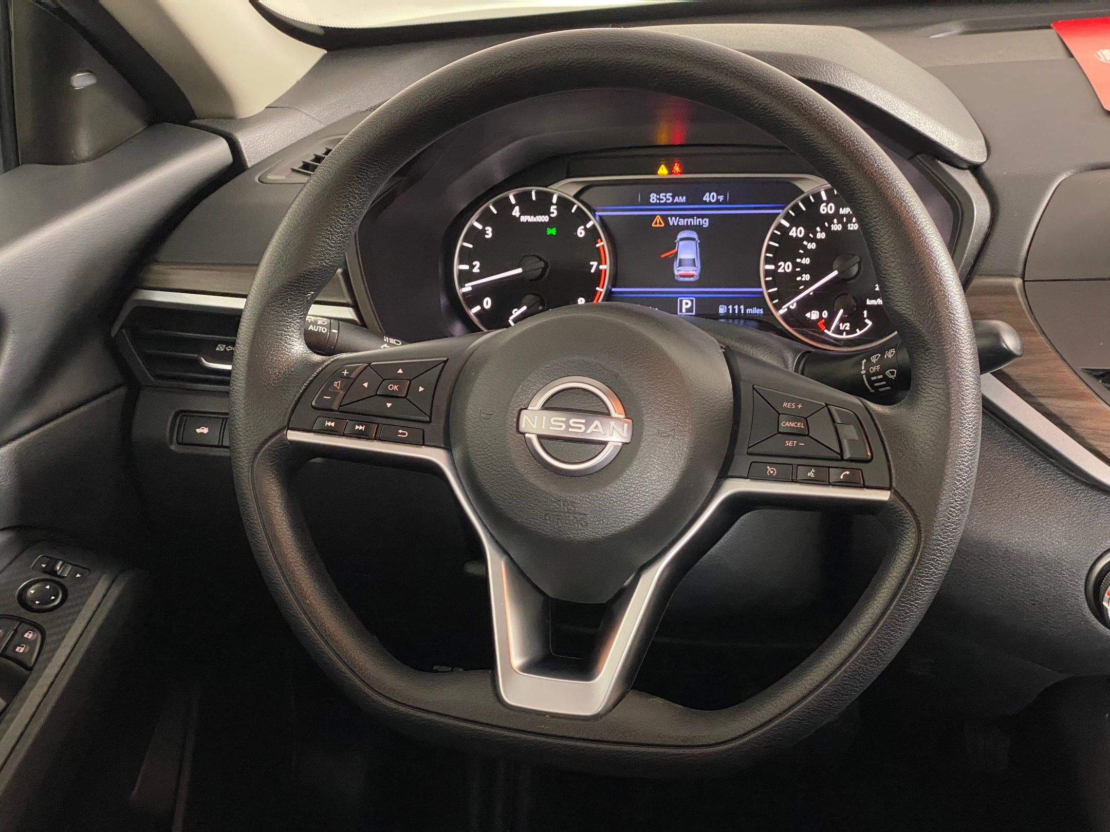 Used 2024 Nissan Altima 2.5 SV image 15