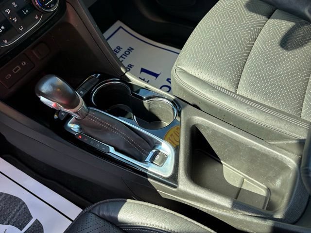 Used 2021 Buick Encore GX Essence w/ Sport Touring Package FWD image 23