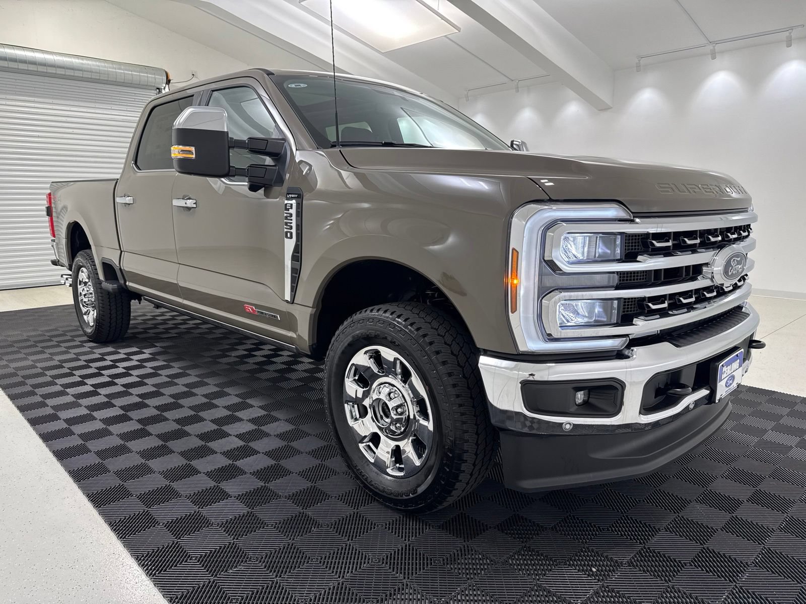 New 2026 Ford F250 Lariat w/ Lariat Ultimate Package AWD/4WD image 1