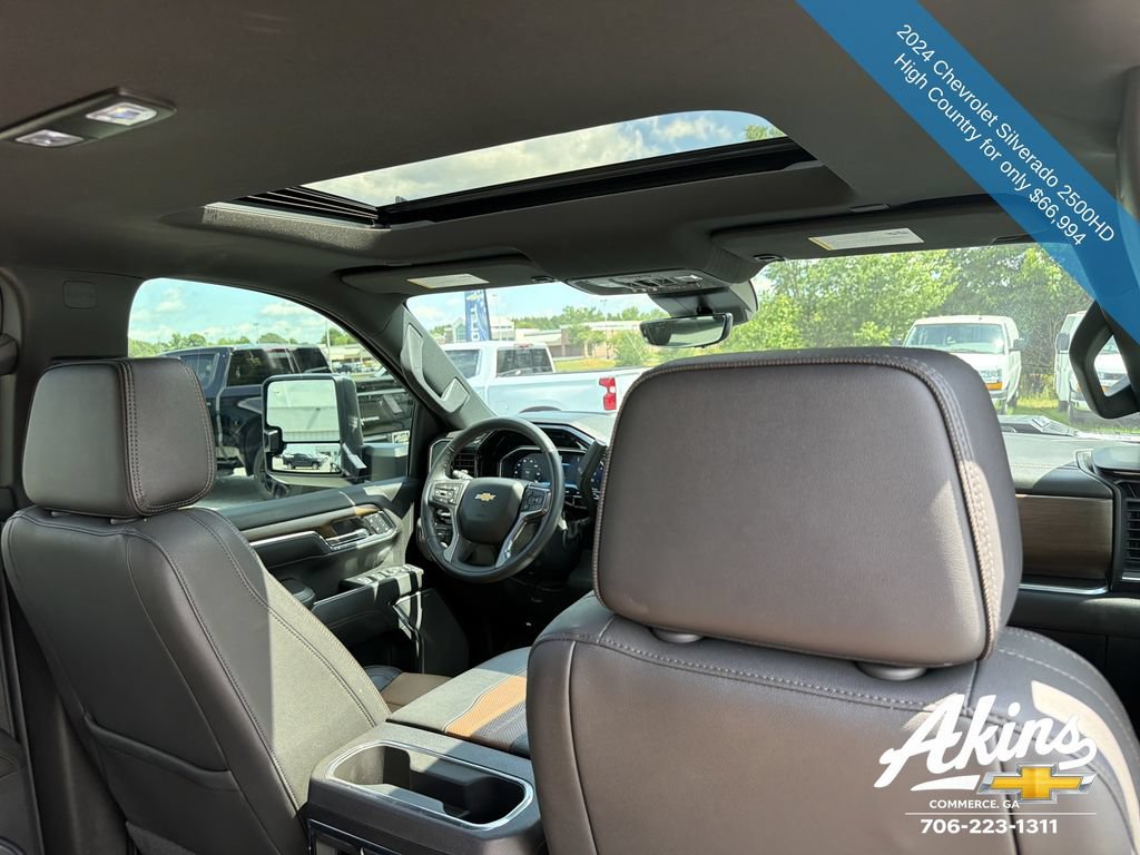 Used 2024 Chevrolet Silverado 2500 High Country w/ High Country Premium Package AWD/4WD image 21