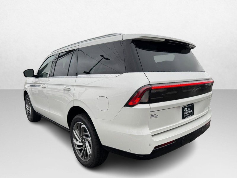 New 2025 Lincoln Navigator Reserve image 7