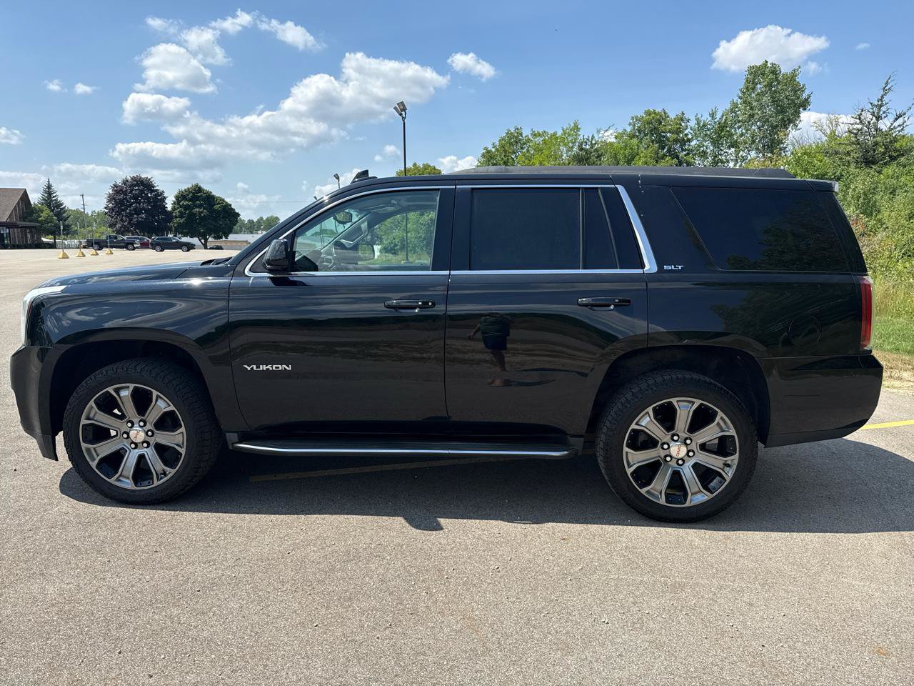Used 2015 GMC Yukon SLT AWD/4WD image 8
