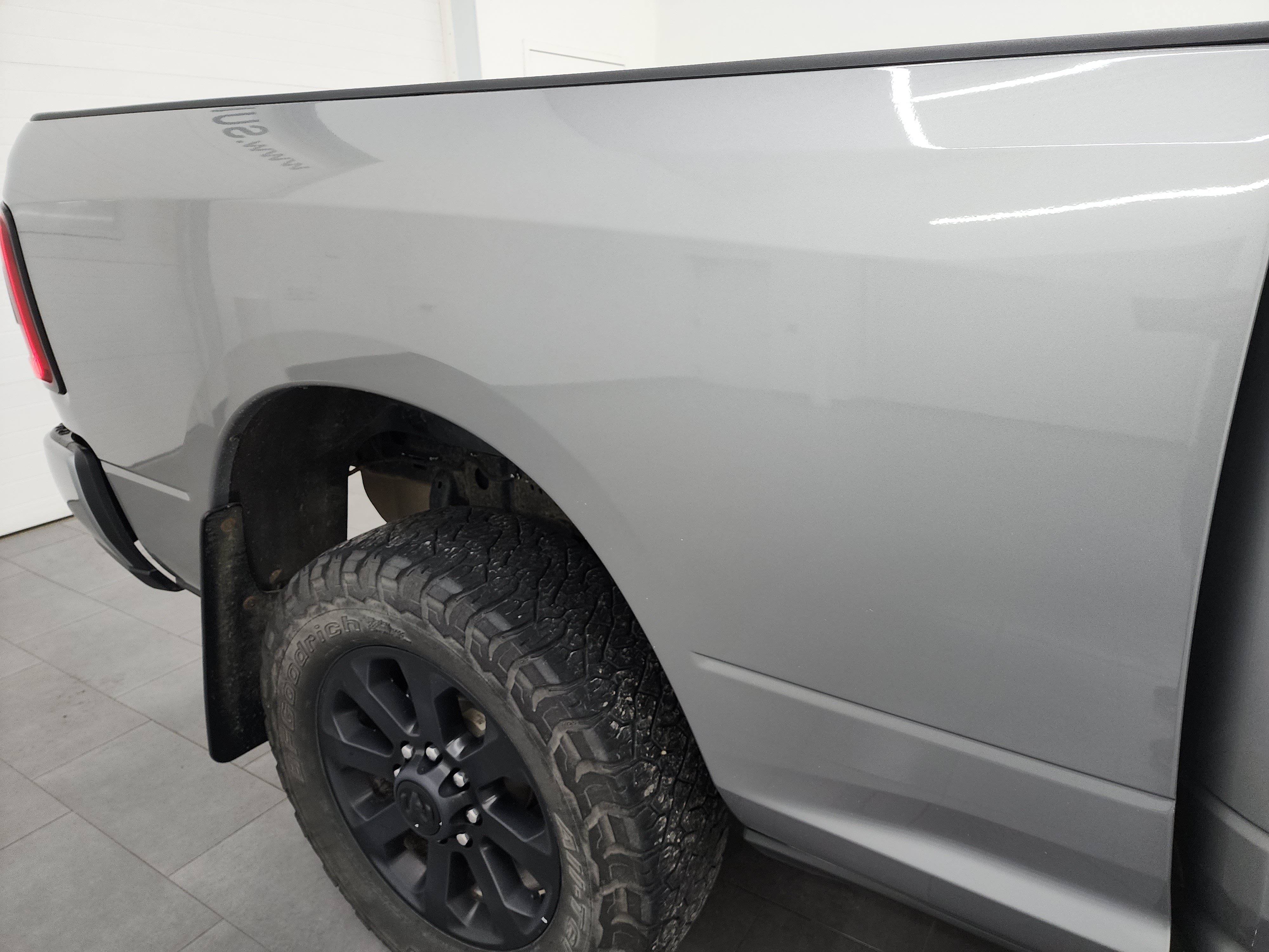 Used 2024 RAM 2500 Laramie w/ Night Edition AWD/4WD image 28