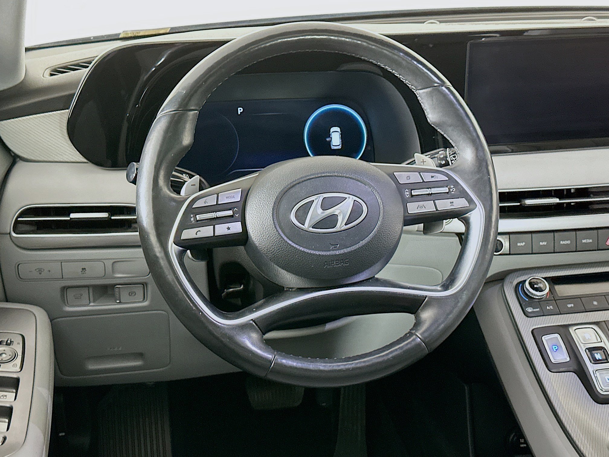 Used 2024 Hyundai Palisade SEL w/ Premium Package FWD image 18