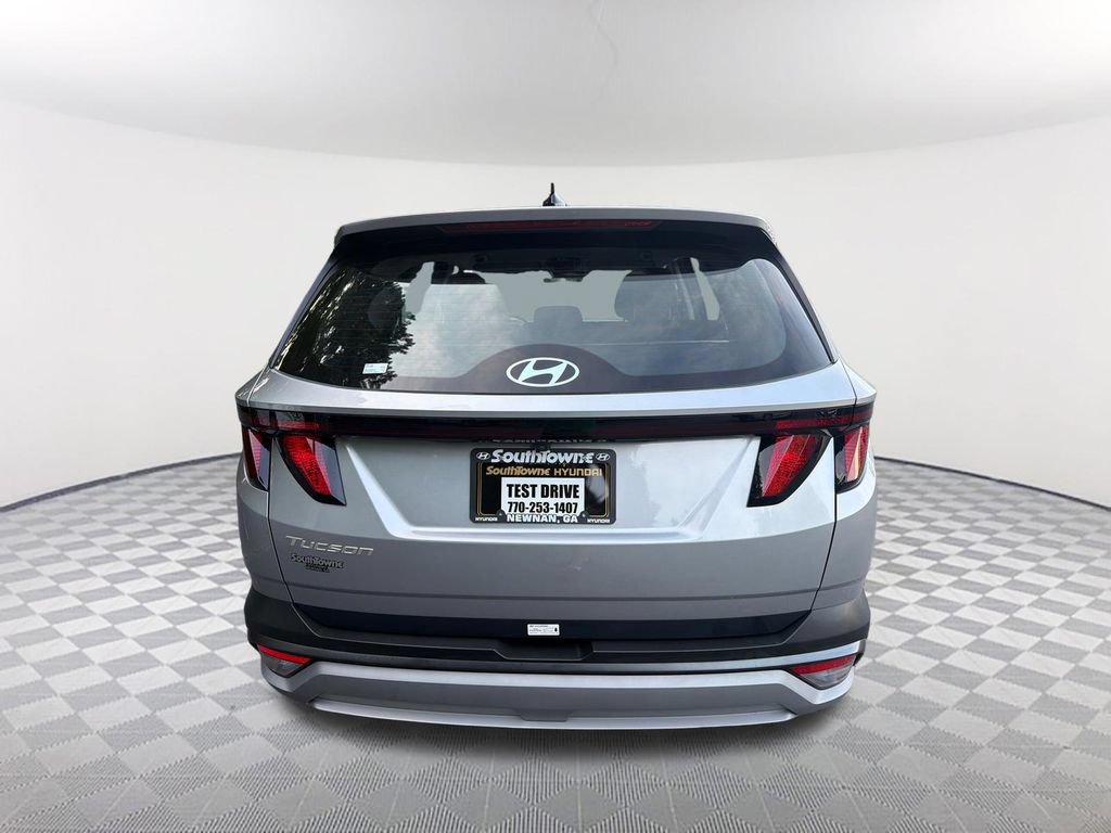 Used 2025 Hyundai Tucson SE FWD image 6