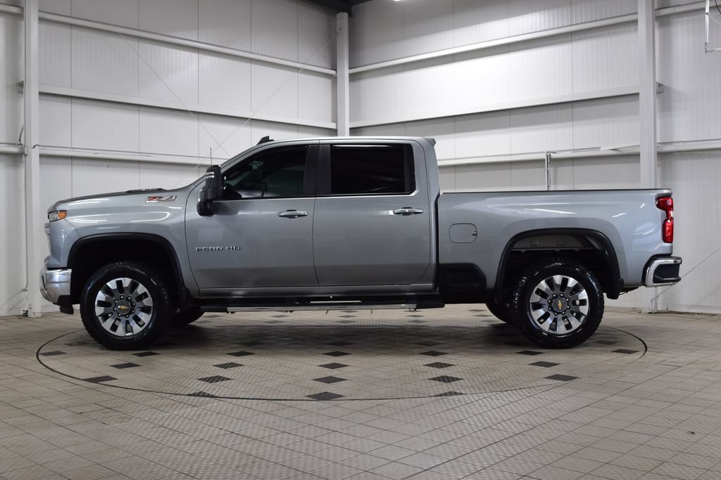 Used 2025 Chevrolet Silverado 2500 LT w/ All Star Edition AWD/4WD image 4