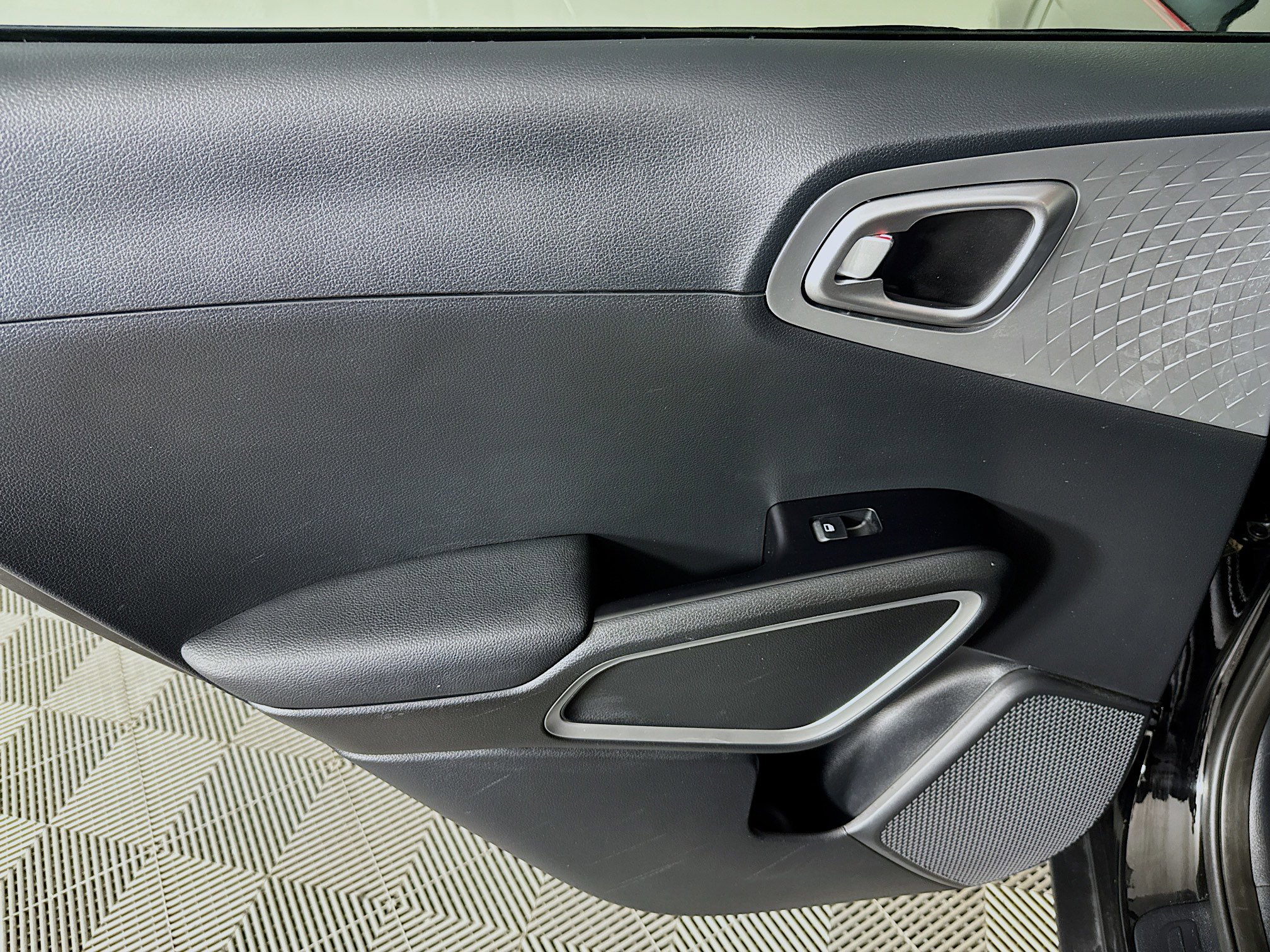 Used 2021 Kia Soul LX image 24