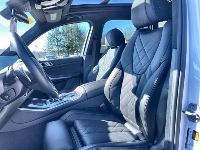 Used 2026 BMW X5 xDrive40i image 15