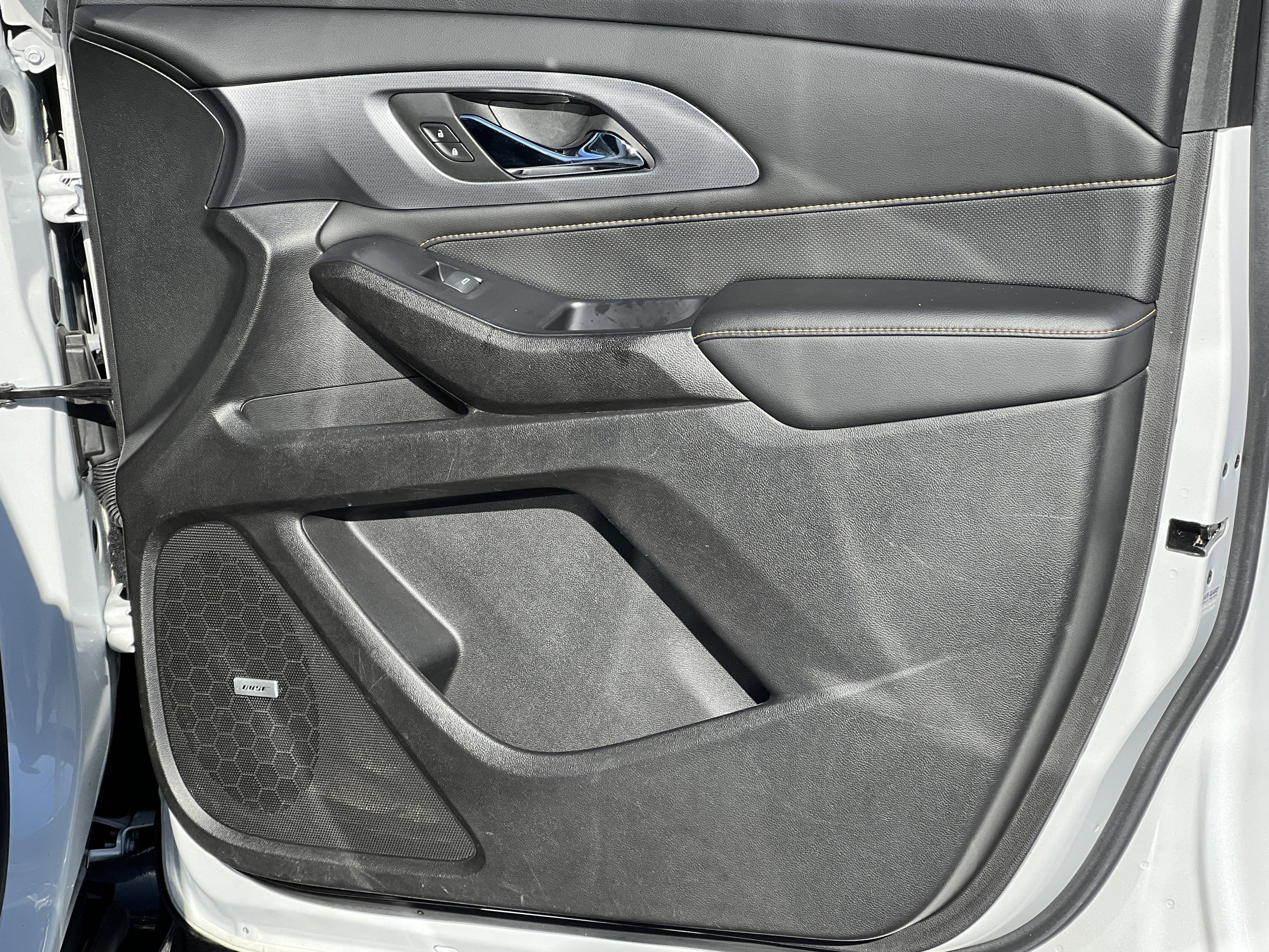 Used 2021 Chevrolet Traverse Premier w/ Redline Edition FWD image 19