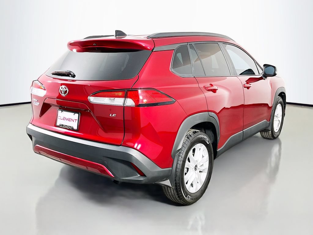 Used 2025 Toyota Corolla Cross LE w/ Moonroof Package FWD image 7