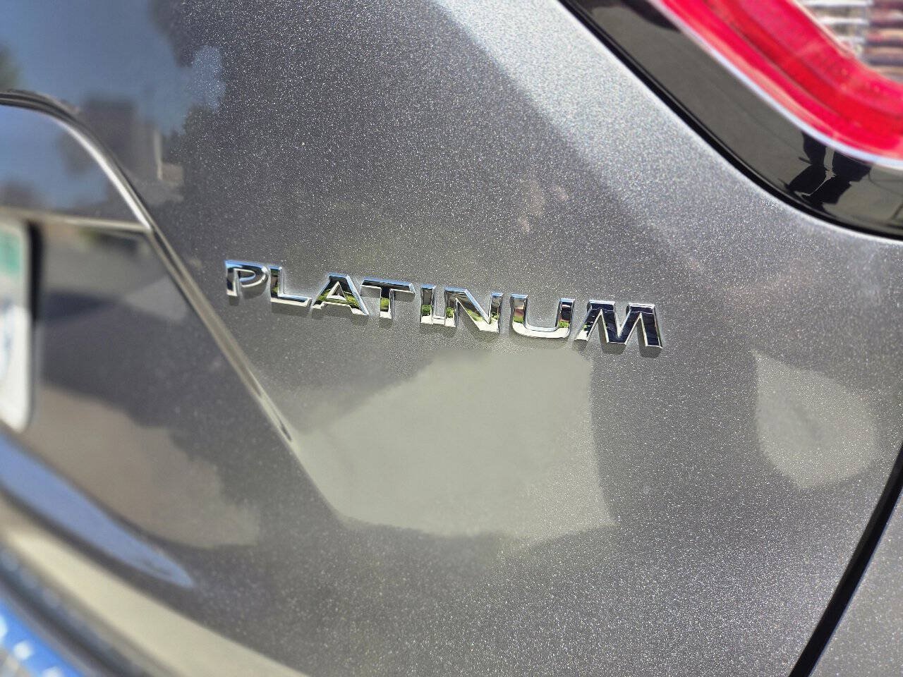 Used 2015 Nissan Murano Platinum w/ Platinum Technology Package FWD image 5