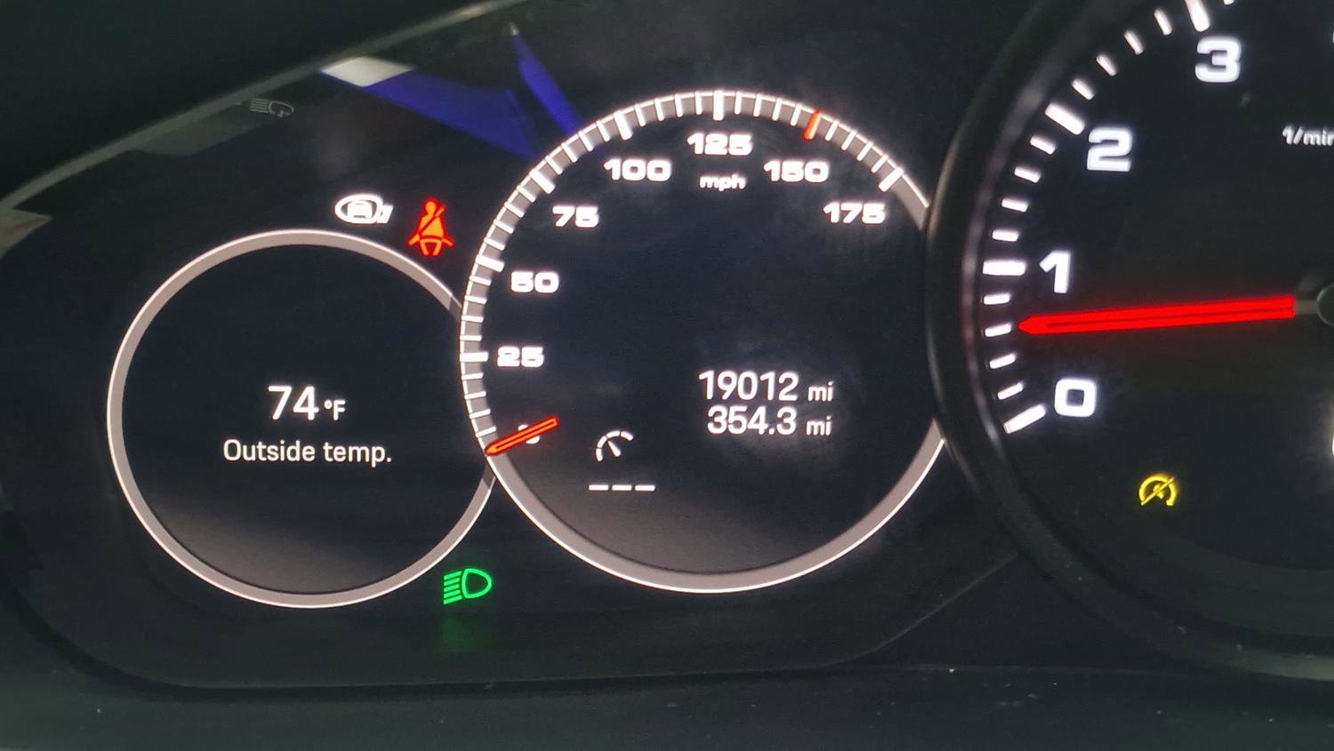 Used 2023 Porsche Cayenne image 15