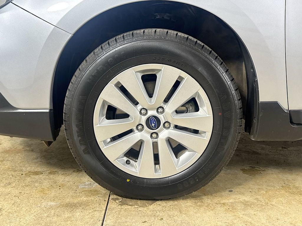 Used 2019 Subaru Outback 2.5i AWD/4WD image 26