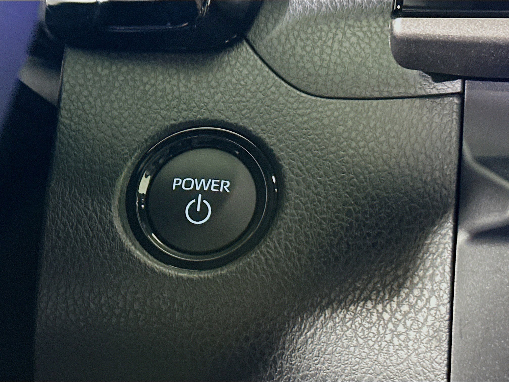 Used 2025 Toyota Camry SE FWD image 20
