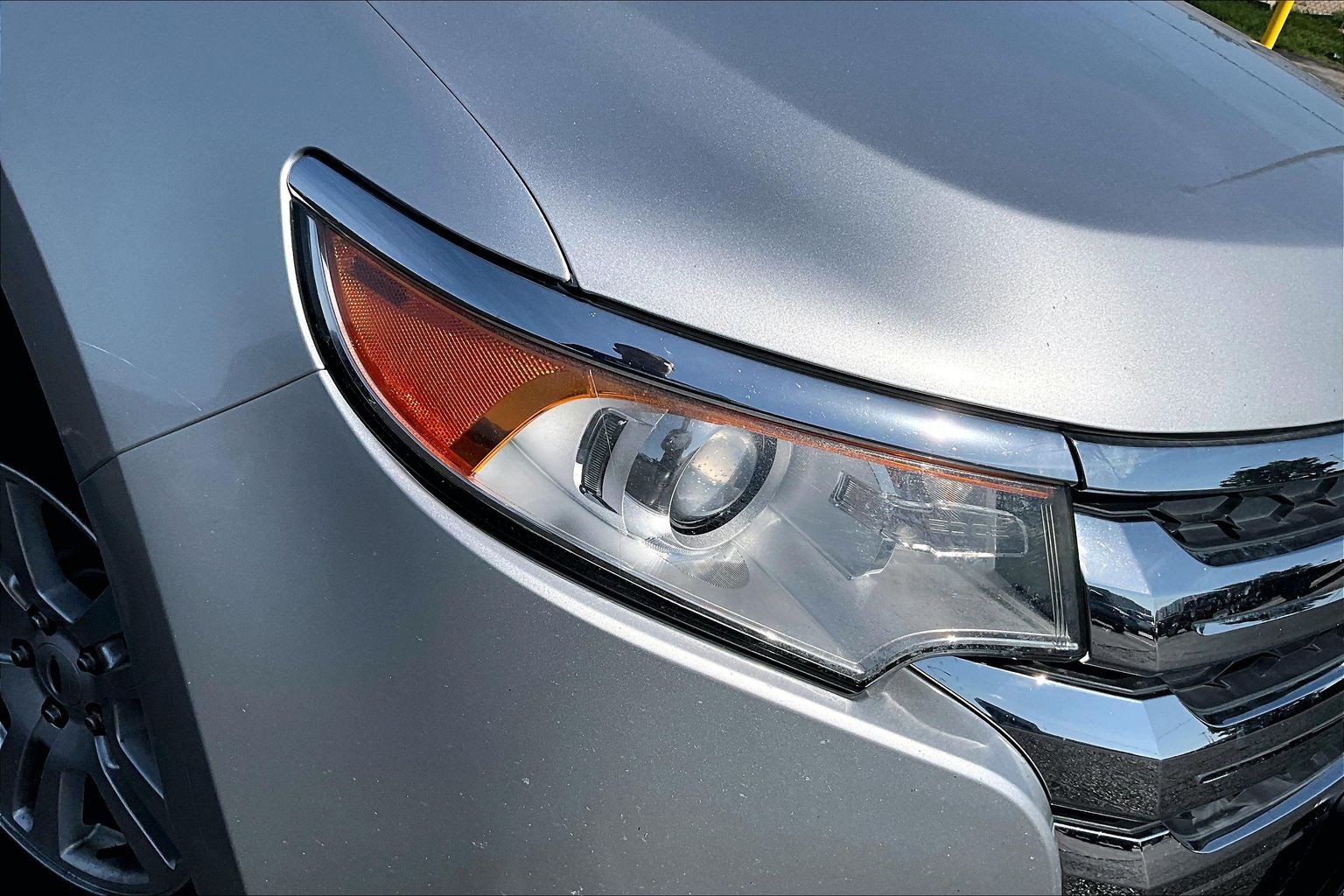Used 2011 Ford Edge SE FWD image 26