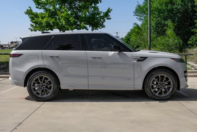 New 2026 Land Rover Range Rover Sport Dynamic SE AWD/4WD image 8