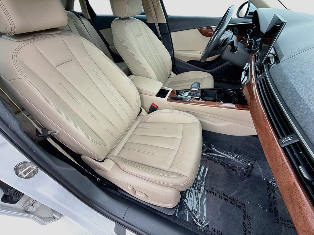 Used 2020 Audi A4 2.0T Premium w/ Convenience Package FWD image 13