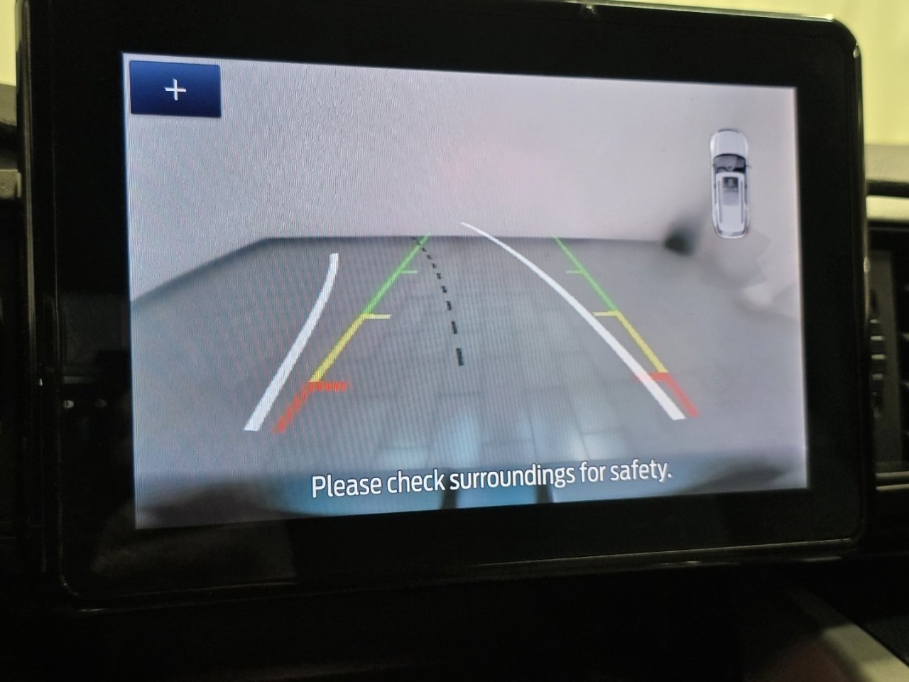 Used 2023 Ford Explorer 4WD image 4