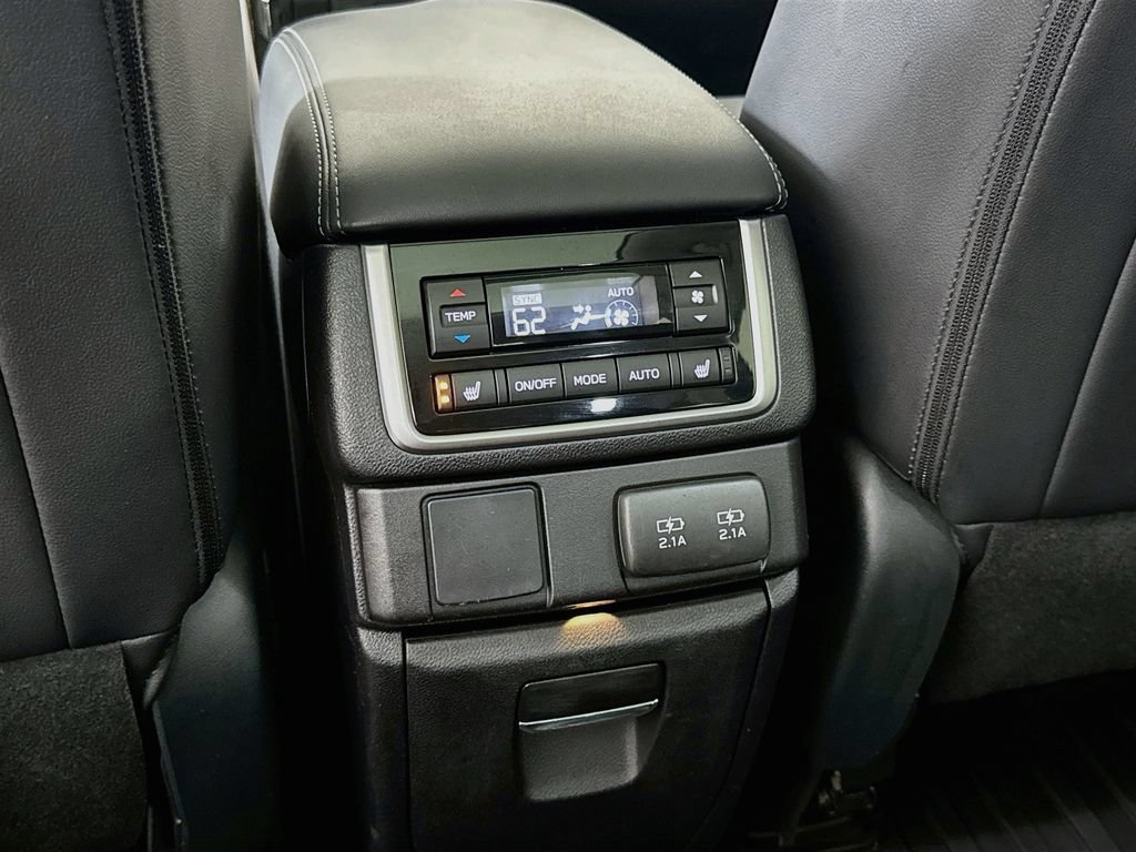 Used 2021 Subaru Ascent Limited w/ Technology Package AWD/4WD image 28
