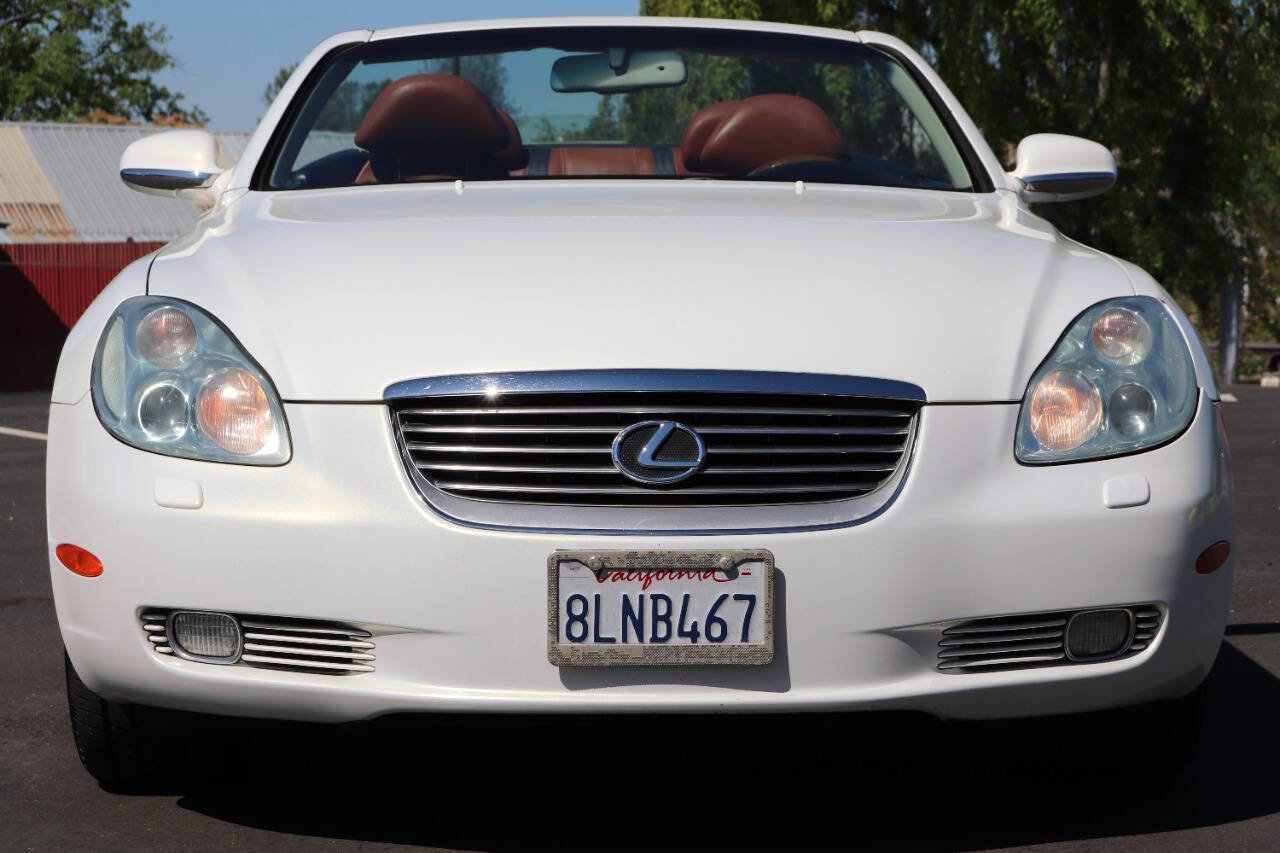 Used 2002 Lexus SC 430 Base 2dr Convertible RWD image 3