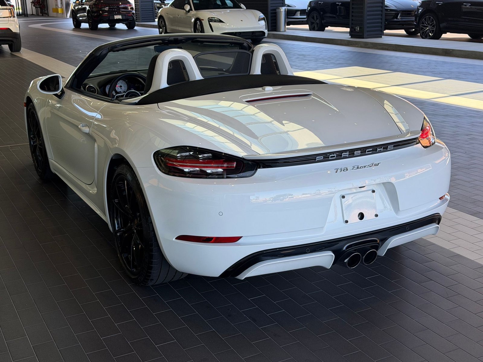 Certified 2022 Porsche 718 Boxster w/ Premium Package RWD image 2
