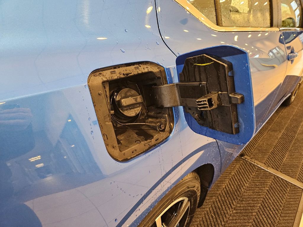 Used 2024 Nissan Sentra SV image 30