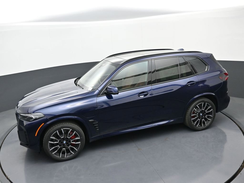 New 2026 BMW X5 xDrive50e w/ M Sport Package AWD/4WD image 32