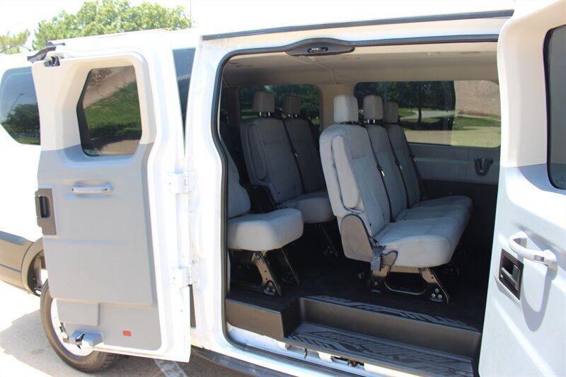 Used 2019 Ford Transit 350 XLT RWD image 14