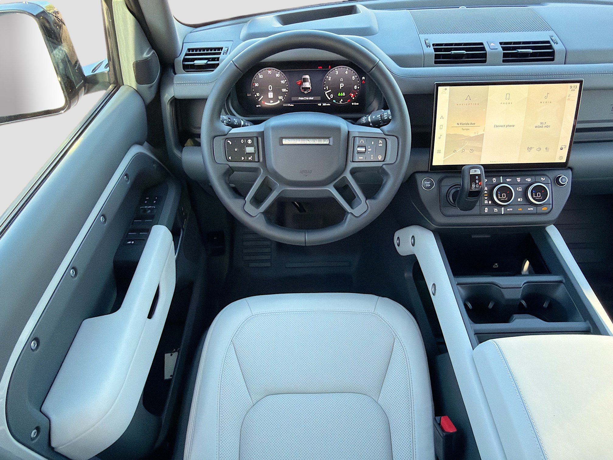 New 2026 Land Rover Defender 110 X-Dynamic SE AWD/4WD image 16