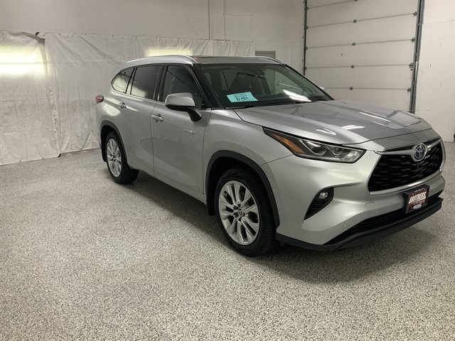 Used 2020 Toyota Highlander Limited AWD/4WD image 4
