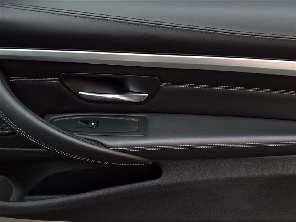 Used 2015 BMW M4 Coupe image 21