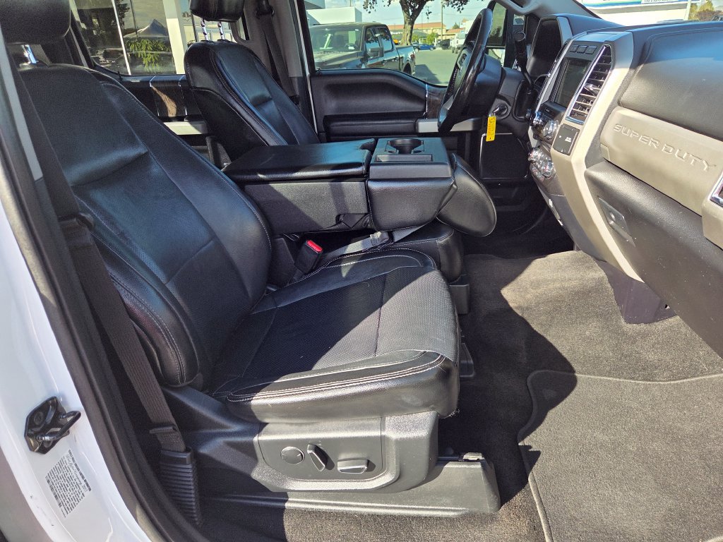 Used 2017 Ford F350 Lariat w/ Chrome Package AWD/4WD image 21