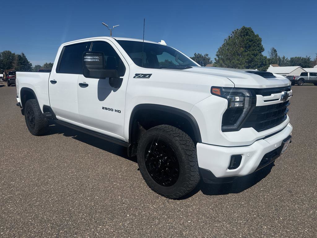 Used 2024 Chevrolet Silverado 2500 LTZ w/ LTZ Plus Package image 4