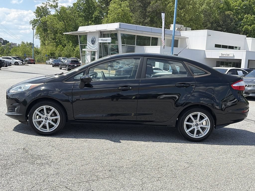 Used 2019 Ford Fiesta SE w/ Equipment Group 201A FWD image 2