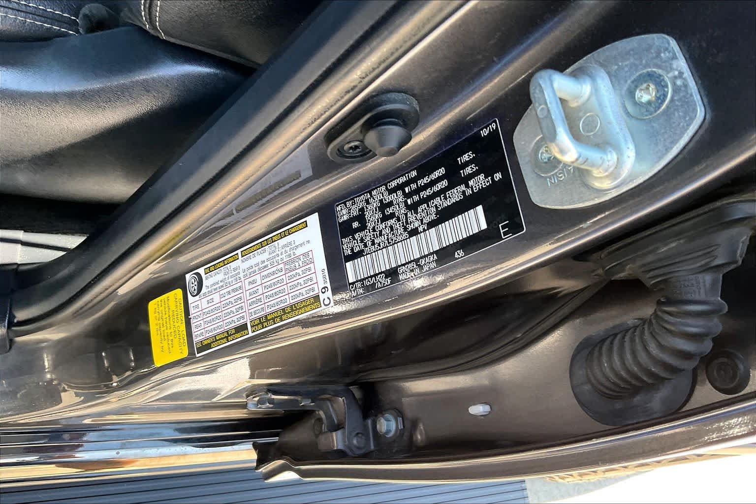 Used 2020 Toyota 4Runner Nightshade AWD/4WD image 33