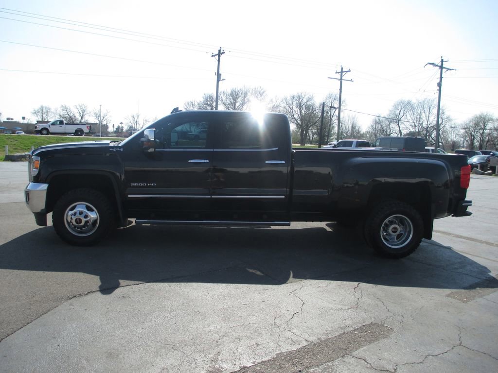 Used 2016 GMC Sierra 3500 SLT w/ Duramax Plus Package image 11
