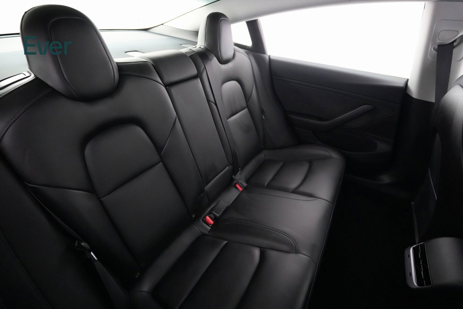 Used 2020 Tesla Model 3 Performance image 9