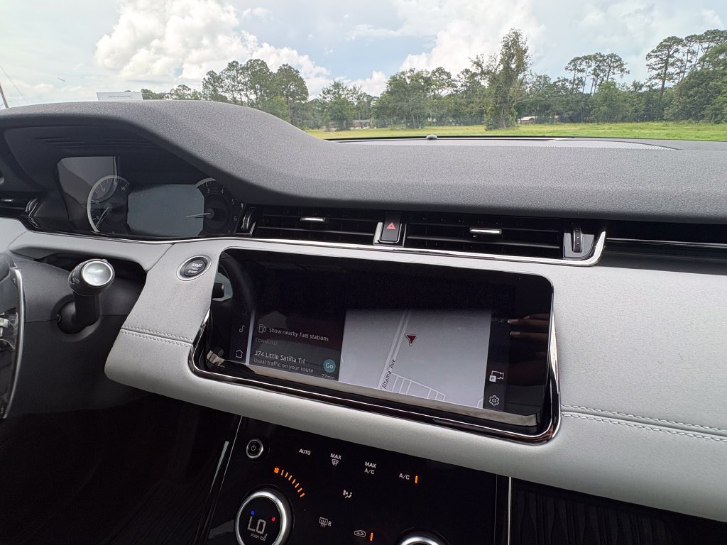Used 2023 Land Rover Range Rover Evoque R-Dynamic SE AWD/4WD image 19