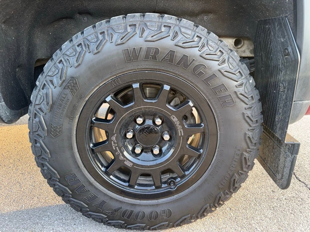 Used 2024 GMC Sierra 1500 AT4X w/ AT4X AEV Edition AWD/4WD image 13