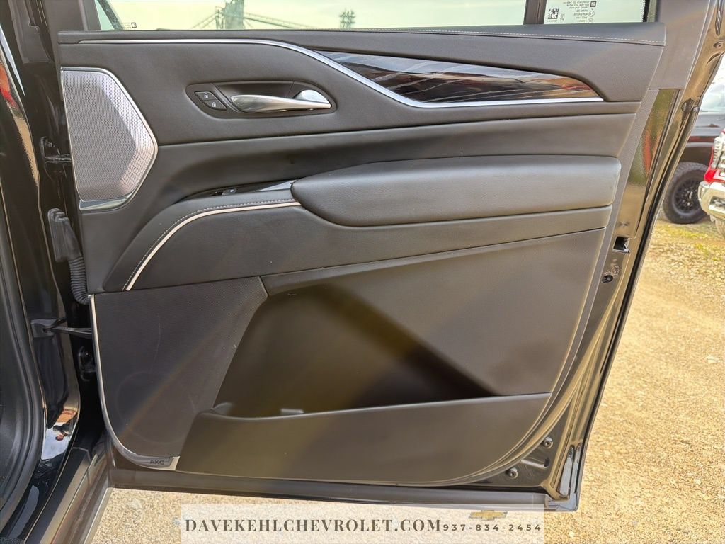Used 2022 Cadillac Escalade ESV Sport w/ Touring Package AWD/4WD image 25