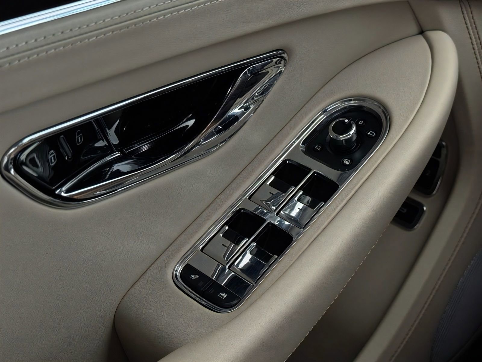 Used 2024 Bentley Continental GT AWD/4WD image 21