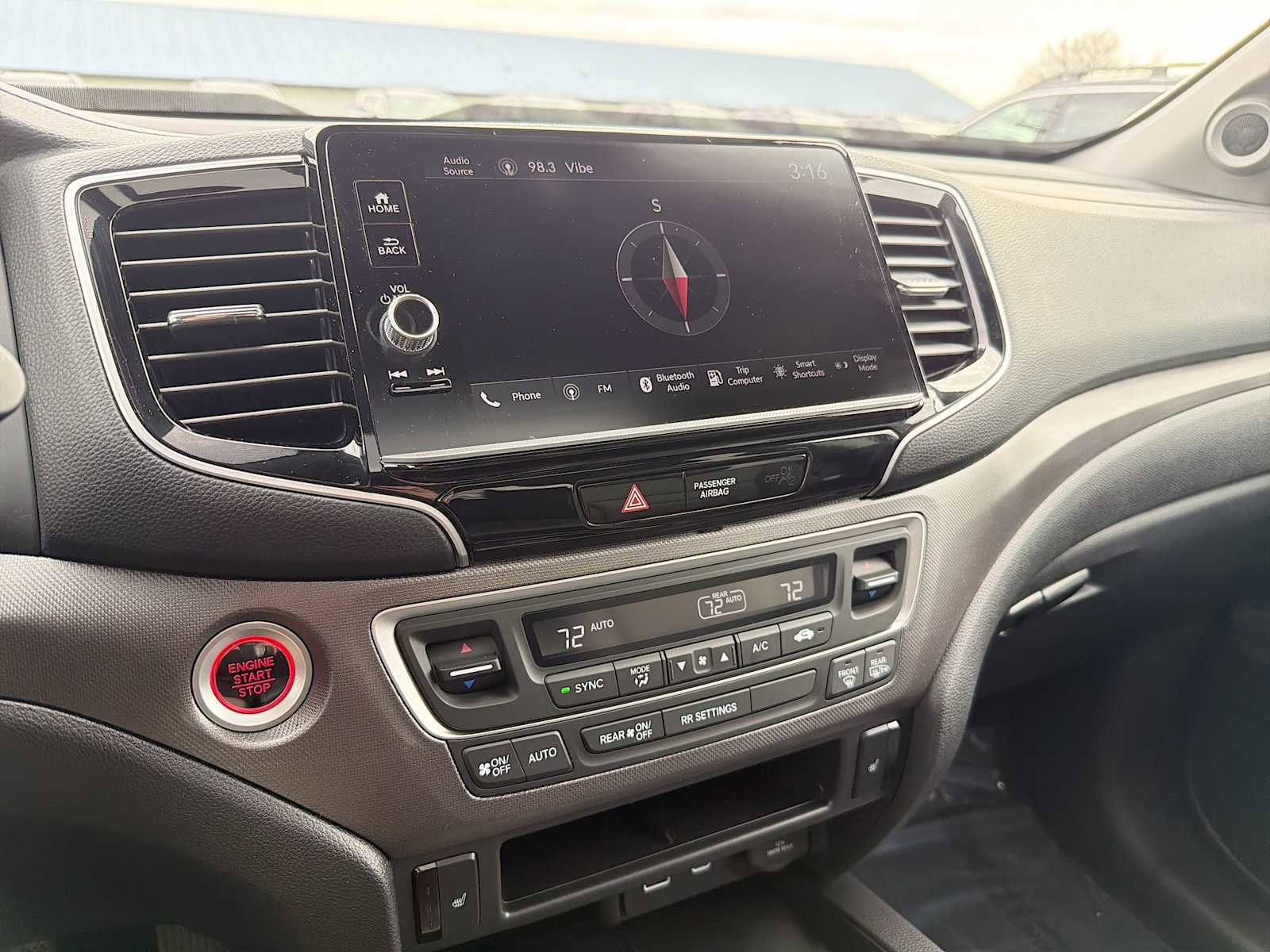 Used 2025 Honda Ridgeline RTL image 23