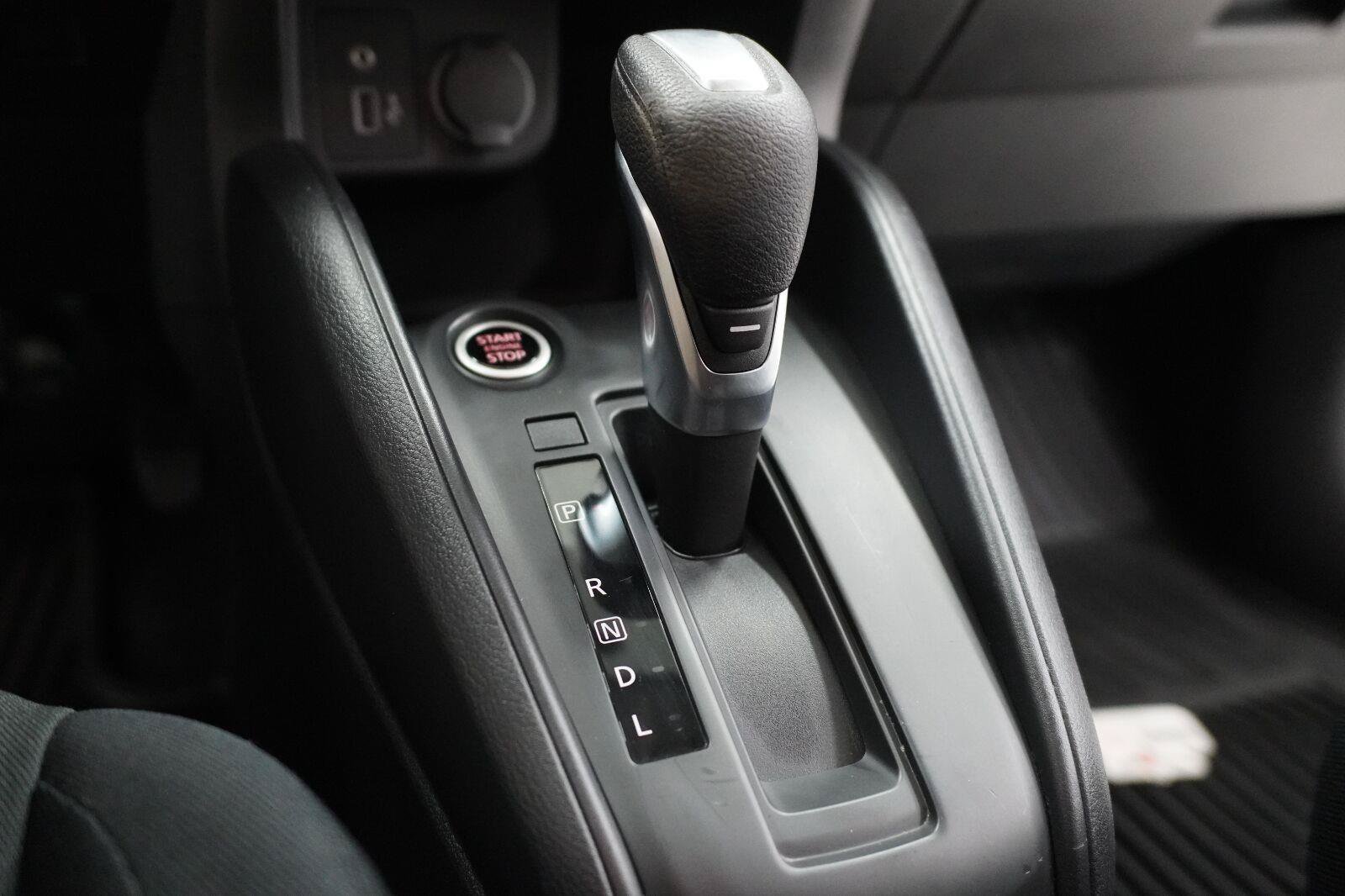Used 2024 Nissan Kicks S FWD image 18