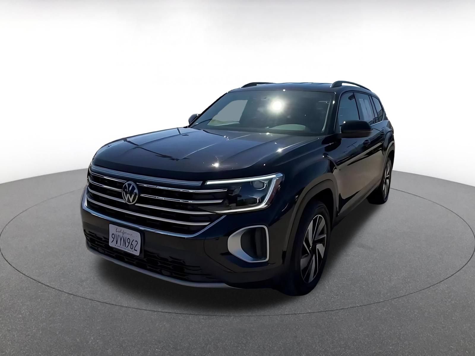 Used 2026 Volkswagen Atlas SE FWD image 7