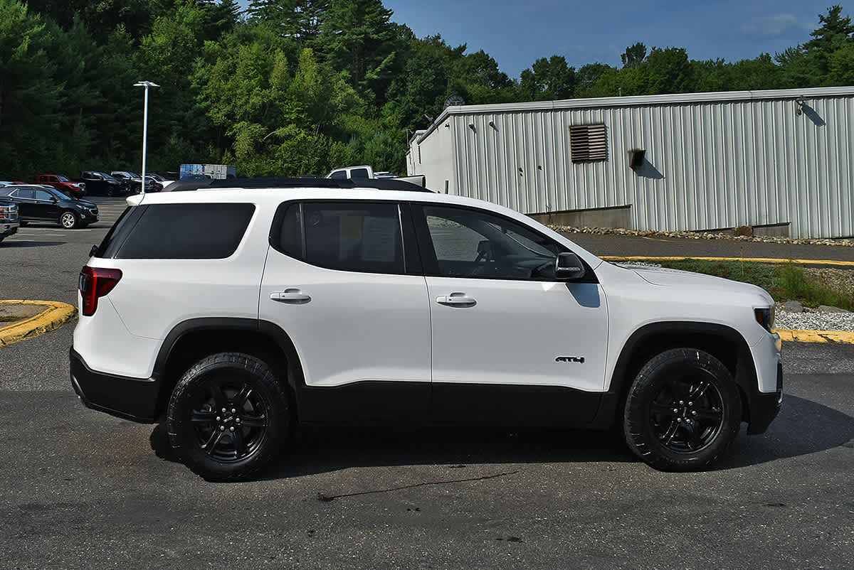Used 2023 GMC Acadia AT4 w/ Preferred Package AWD/4WD image 6