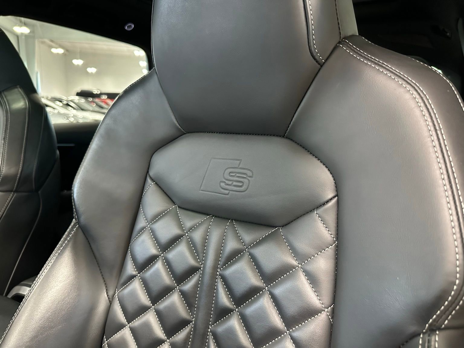 Used 2021 Audi SQ7 Premium Plus w/ SQ7 Black Optic Package image 15